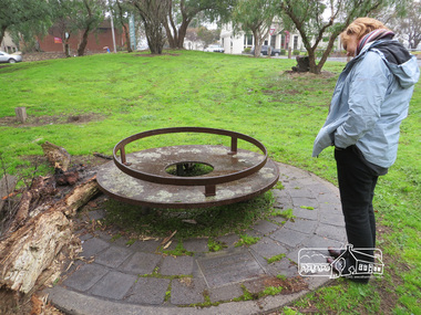 Photograph, Liz Pidgeon, Monument containing a time capsule in celebration of Victoria's 150th Anniversary and marking the location of the original centre of Eltham township, 21 June 2017