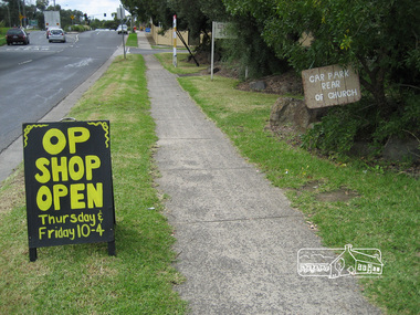 Photograph, Liz Pidgeon, Op Shop, 810 Main Road, Eltham, 18 February 2011