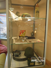 Photograph, Liz Pidgeon, Anzac Display at Eltham Library, 19 April 2016, 19 April 2016