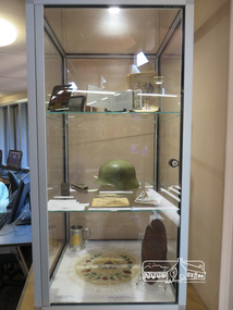 Photograph, Liz Pidgeon, Anzac Display at Eltham Library, 19 April 2016, 19 April 2016