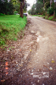 Photograph, Road surface conditions around Eltham: Napoleon Street looking east from intersection with Bible Street, 7 Aug 1996, 1996