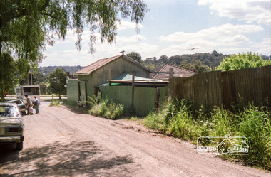 Photograph, Eltham Feed Store, cnr Main Road and York Street, c.1985, 1985