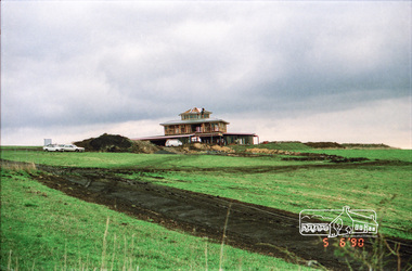 Photograph, Top of hill at Kangaroo Ground, 5 Jun 1990, 5 June 1990