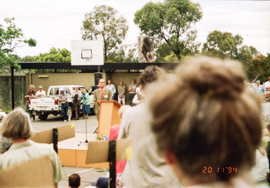 Photograph, Opening of Andrew Ross Museum, Kangaroo Ground, 20 Nov 1994, 20/11/1994