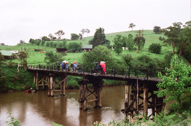 Photograph, Upper Yarra Dam, Spring Tour, 22 Oct 1995, 22/10/1995