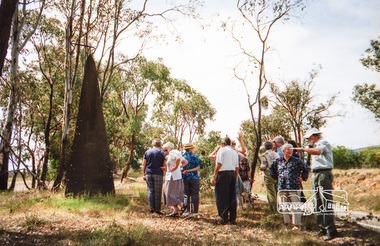 Photograph, Spring Excursion, Hume and Hovell bus tour Stage 2, Seymour, Benalla; 26 Oct 1997, 26/10/1997