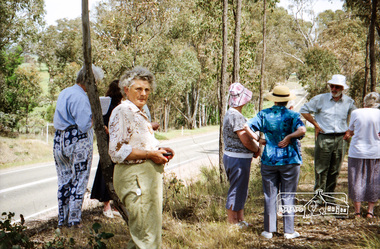 Photograph, Spring Excursion, Hume and Hovell bus tour Stage 2, Seymour, Benalla; 26 Oct 1997, 26/10/1997