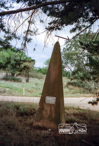 Photograph, Spring Excursion, Hume and Hovell bus tour Stage 2, Seymour, Benalla; 26 Oct 1997, 26/10/1997