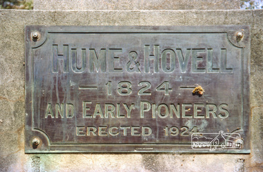 Photograph, Spring Excursion, Hume and Hovell bus tour Stage 2, Seymour, Benalla; 26 Oct 1997, 26/10/1997