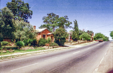 Photograph, Eltham RSL and Uniting Church, Main Road, Eltham, c.1979, 1979c