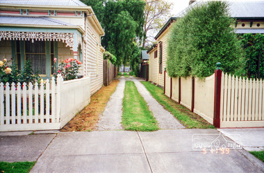 Photograph, Streetscape, inner Melbourne suburb, 5 November 1999