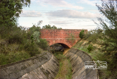 Photograph, Russell Yeoman, Parsons Road Bridge over the Aqueduct