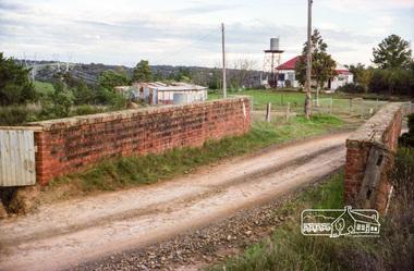Photograph, Russell Yeoman, Parsons Road Bridge over the Aqueduct