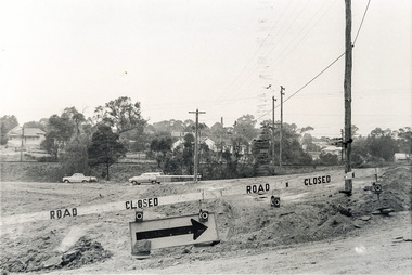 Photograph, Sherbourne Road, Para Road and Simms Road at Briar Hill/Montmorency prior to the upgrade of Sherbourne Road Railway bridge, c.1970