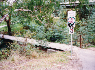 Photograph, Doug Orford, Diamond Creek Trail, Eltham