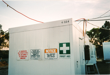 Photograph, Diamond Valley Community Hospital, Greensborough, Apr 1990, 1990