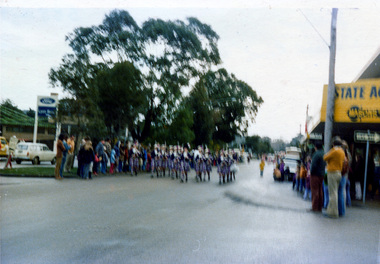 Photograph, Ruth H. Pendavingh, Eltham Festival, Main Road, Eltham