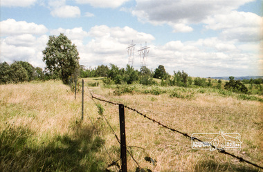 Photograph, Reynolds Road, Research and the power transmission line easement running between Diosma Road and Main Road, Eltham