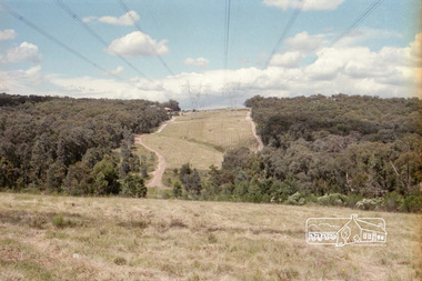 Photograph, Reynolds Road, Research and the power transmission line easement running between Diosma Road and Main Road, Eltham