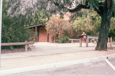 Photograph, Public toilets, Montmorency Shopping Centre, Were Street