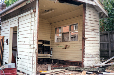 Photograph, The former Police residence at 728 Main Road under renovation work for future Shire of Eltham use, c.Nov. 1991