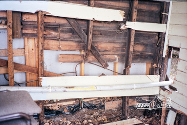 Photograph, The former Police residence at 728 Main Road under renovation work for future Shire of Eltham use, c.Nov. 1991