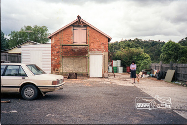 Photograph, The original Police Stables at 728 Main Road under renovation work for future Shire of Eltham use, c.Nov. 1991