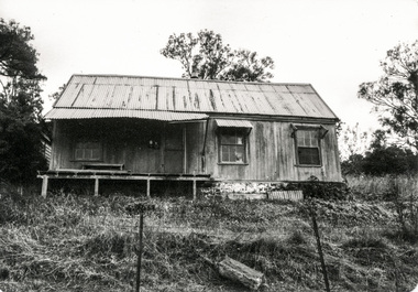 Photograph, Early settlers cottage, Ely Street, Eltham; May 1979, 1979