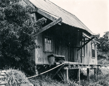 Photograph, Early settlers cottage, Ely Street, Eltham; May 1979, 1979