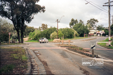 Photograph, Intersection of Merritts Road and Kangaroo Ground-St Andrews Road, Panton Hill