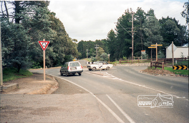 Photograph, Intersection of Kangaroo Ground-St Andrews Road with Rodger Road and Church Road, Panton Hill, c. Oct 1987, 1987