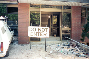 Photograph, Eltham Shire Office renovations, 895 Main Road, Eltham, April 1987