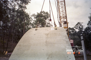 Photograph, Bridge construction over the Diamond Creek, Charlber Lane, St Andrews, 3 August 1989, 3 August 1989