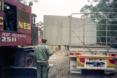 Photograph, Bridge construction over the Diamond Creek, Charlber Lane, St Andrews, 3 August 1989, 3 August 1989