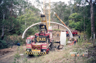 Photograph, Bridge construction over the Diamond Creek, Charlber Lane, St Andrews, 3 August 1989, 3 August 1989