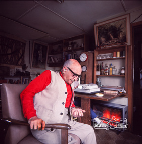 Photograph, Alan Marshall at his Eltham home with secretary, Pat Wiltshire, c.1970