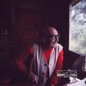 Photograph, Alan Marshall at his Eltham home with secretary, Pat Wiltshire, c.1970