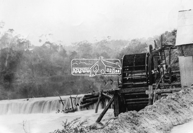 Photograph, Remains of the old Water Wheel and Battery, Warrandyte, 1934