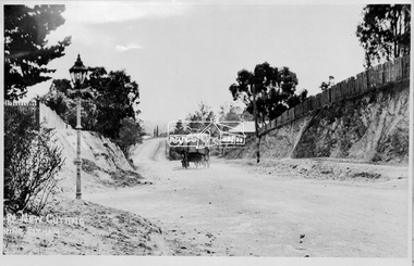 Negative - Photograph, Main Road, New Cutting Nearing Eltham, c.1908