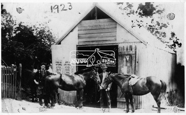 Photograph, Eltham - Blacksmith's shop, Main Road, opposite Pitt Street, 1923. Left: Bill Baker, Right: Sid Brown (Blacksmith)