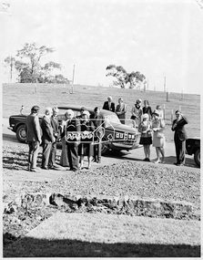 Photograph, Sir Rohan Delacombe meeting members of the Shillinglaw Cottage Preservation Society, 19 September 1973