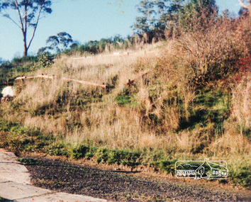 Photograph, Plenty River Drive near Booyan Crescent; Greensborough Bypass construction, c.1986, 1986c
