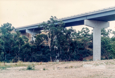 Photograph, Looking west across the new 5-span bridge construction across the Plenty River from near Plenty River Drive; Greensborough Bypass construction, c.1986, 1986c