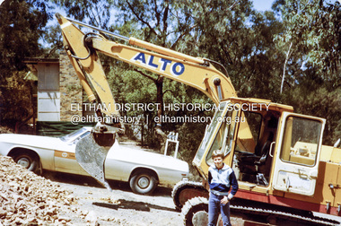 Photograph, Ross Johnston and road construction near 'Jingalong', Ryans Road, Eltham North, 1983, 1983