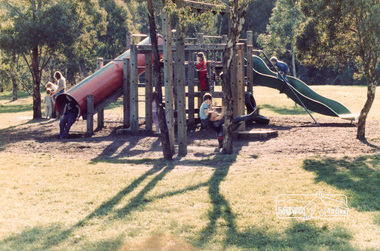 Photograph, Eltham Town Park, Shire of Eltham, 1985, 1985