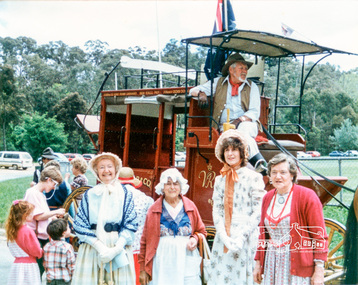 Photograph, Mrs Elwers, Kath Stephenson, Phyllis MacDonald?, Eltham Community Festival, Central Park, 8 November 1986, 08/11/1986