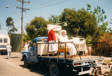 Photograph, Eltham Community Festival Parade, 12 November 1988, 12/11/1988