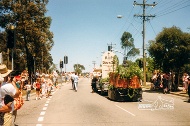 Photograph, Eltham Community Festival Parade, 12 November 1988, 12/11/1988