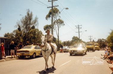 Photograph, Eltham Community Festival Parade, 12 November 1988, 12/11/1988