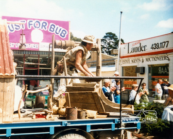 Photograph, Jack Hodson panning for gold, Eltham Festival Community Parade, 11 November 1989, 11/11/1989
